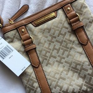 Tommy Hilfiger Crossbody